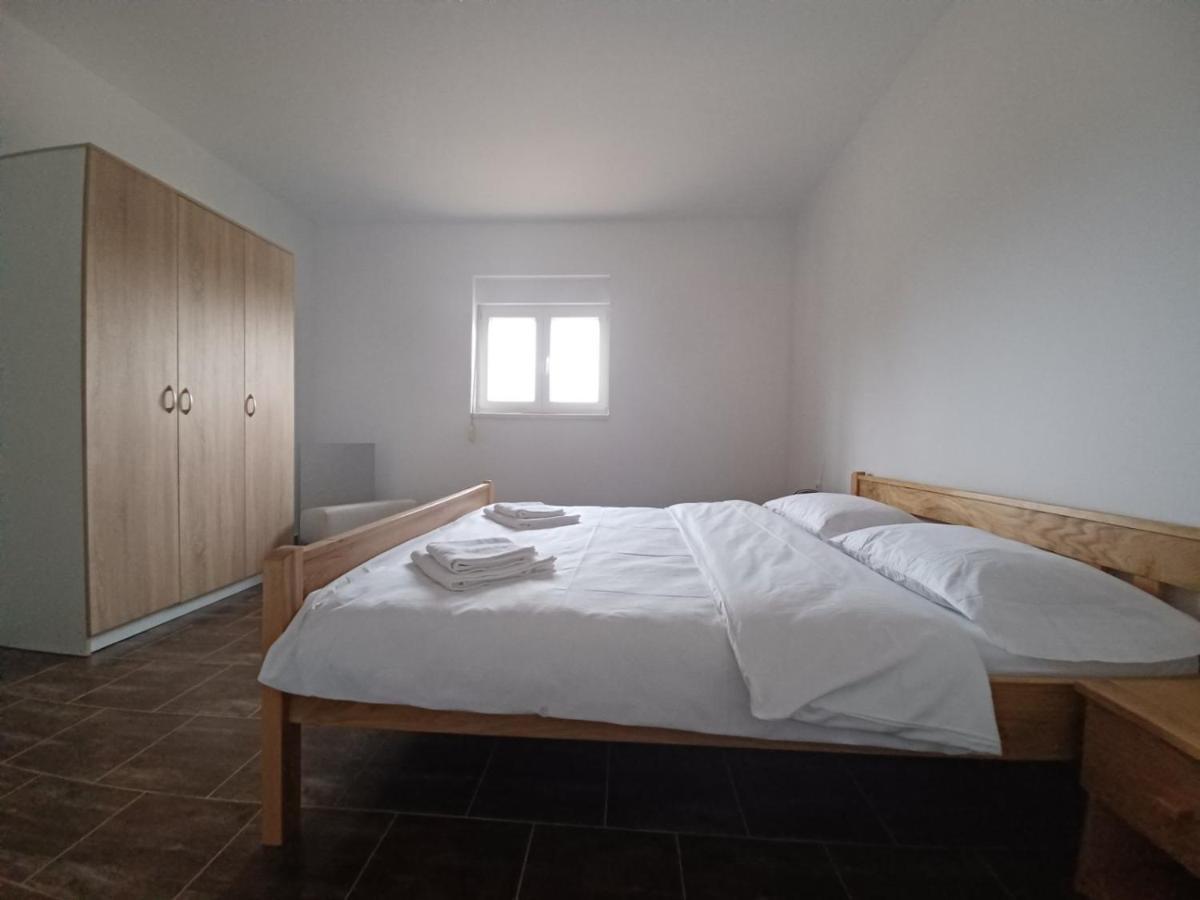 Apartman Milanko Muskovci エクステリア 写真